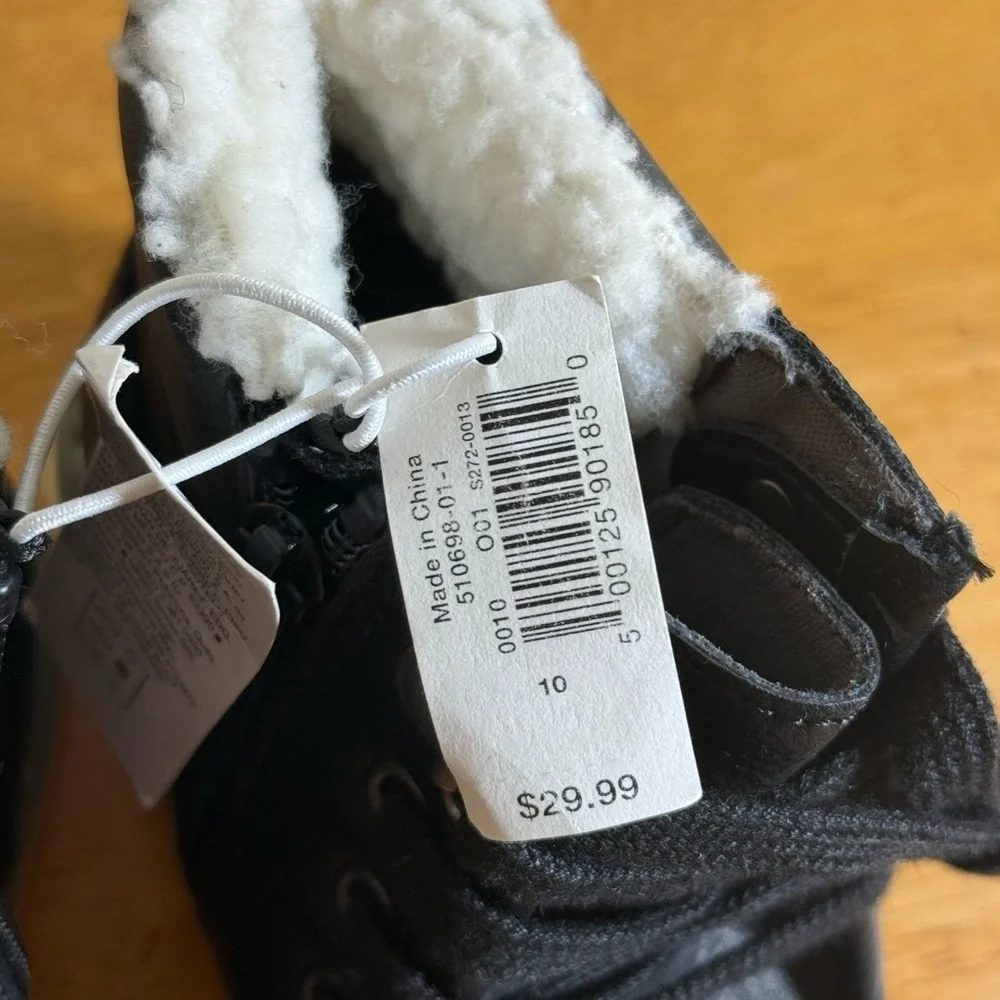 Old Navy Kids Hiker Boot Black With Sherpa Size 10 New!